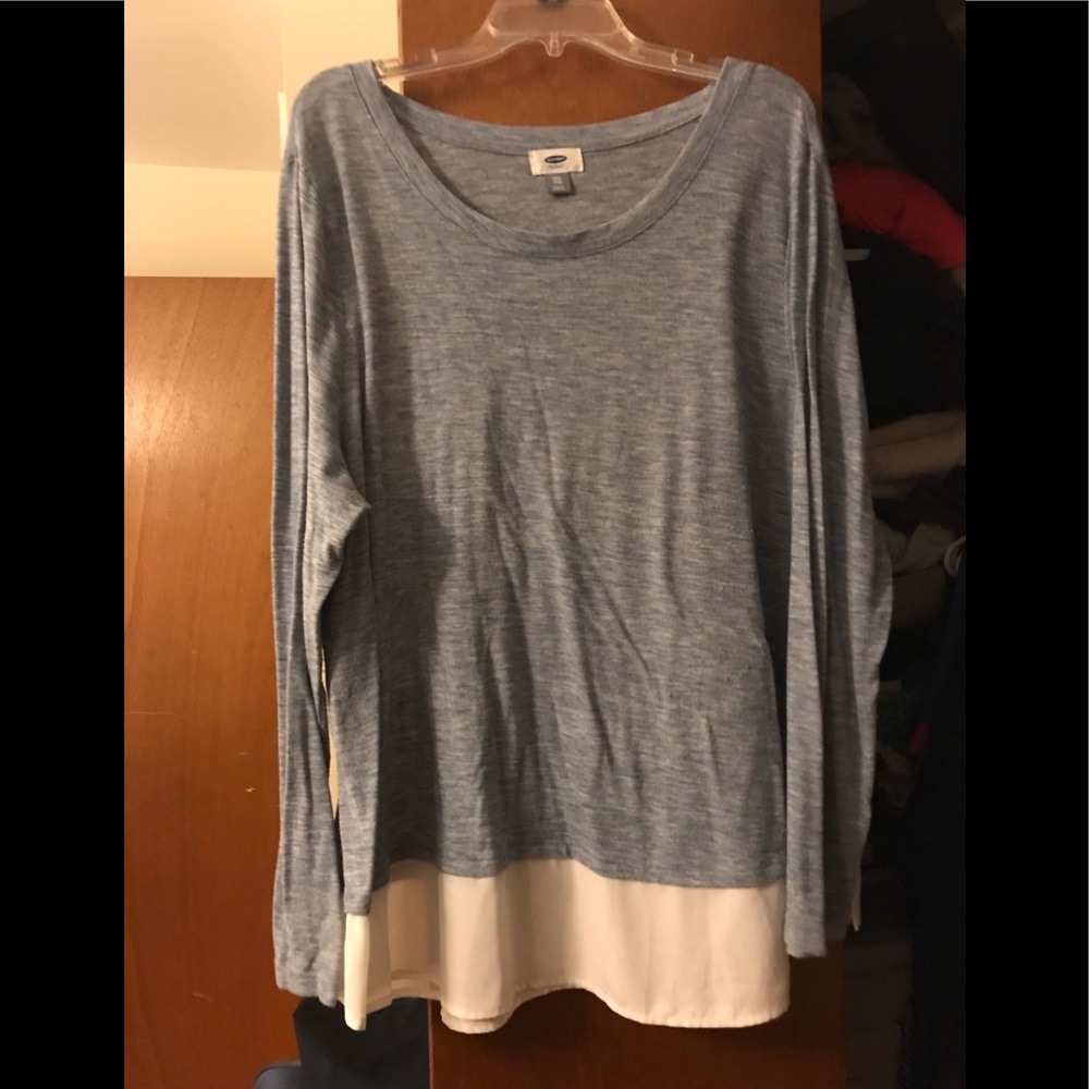 Old Navy light sweater top